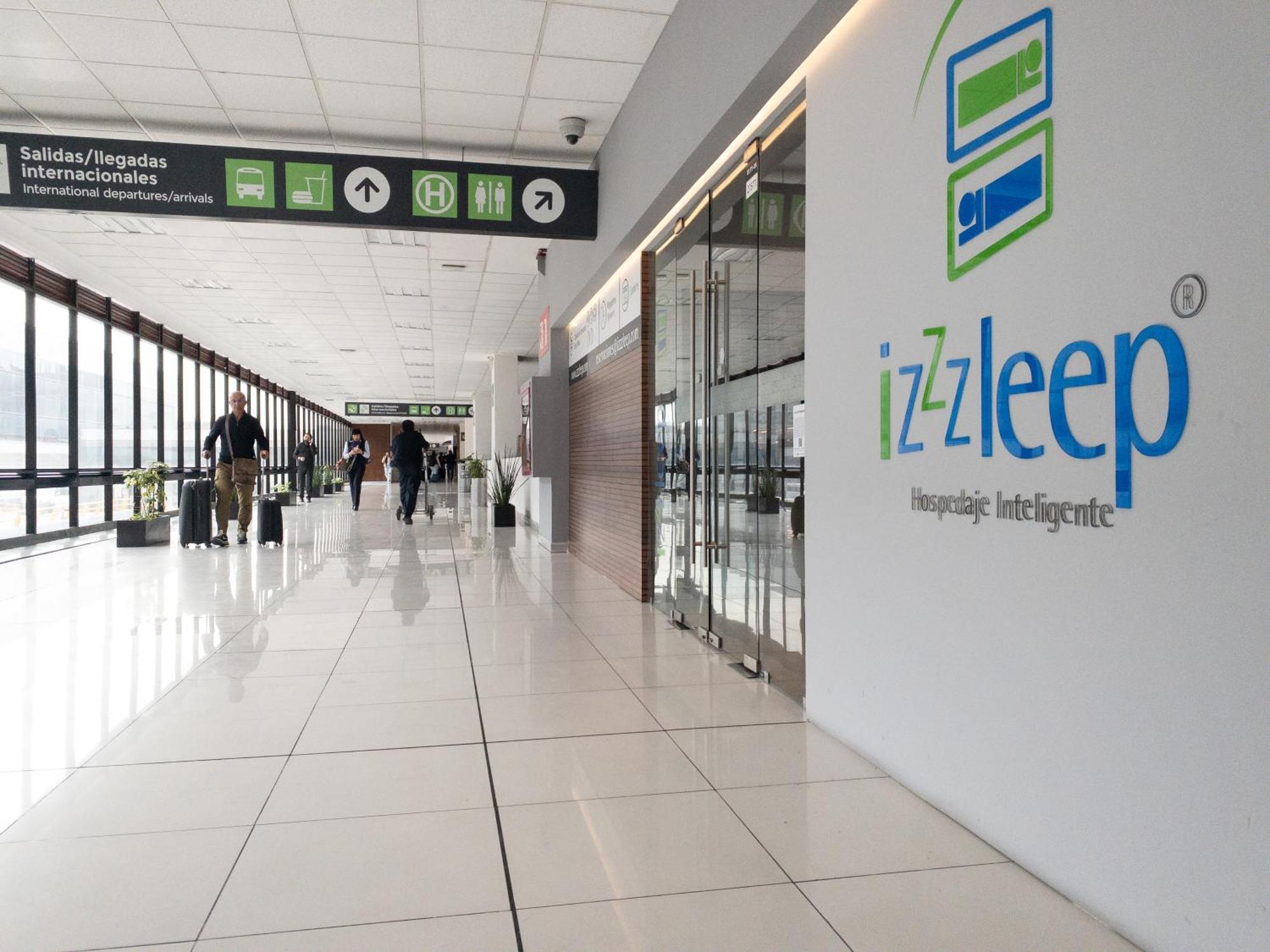 Izzzleep Aeropuerto Terminal 1 Hotel México DF Exterior foto
